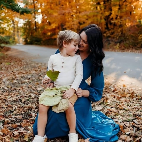 Meet your Posher, Taylor - Picture 1 of 1